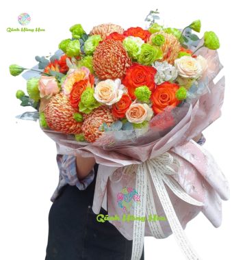 Bó hoa dáng tròn màu cam ngọt ngào